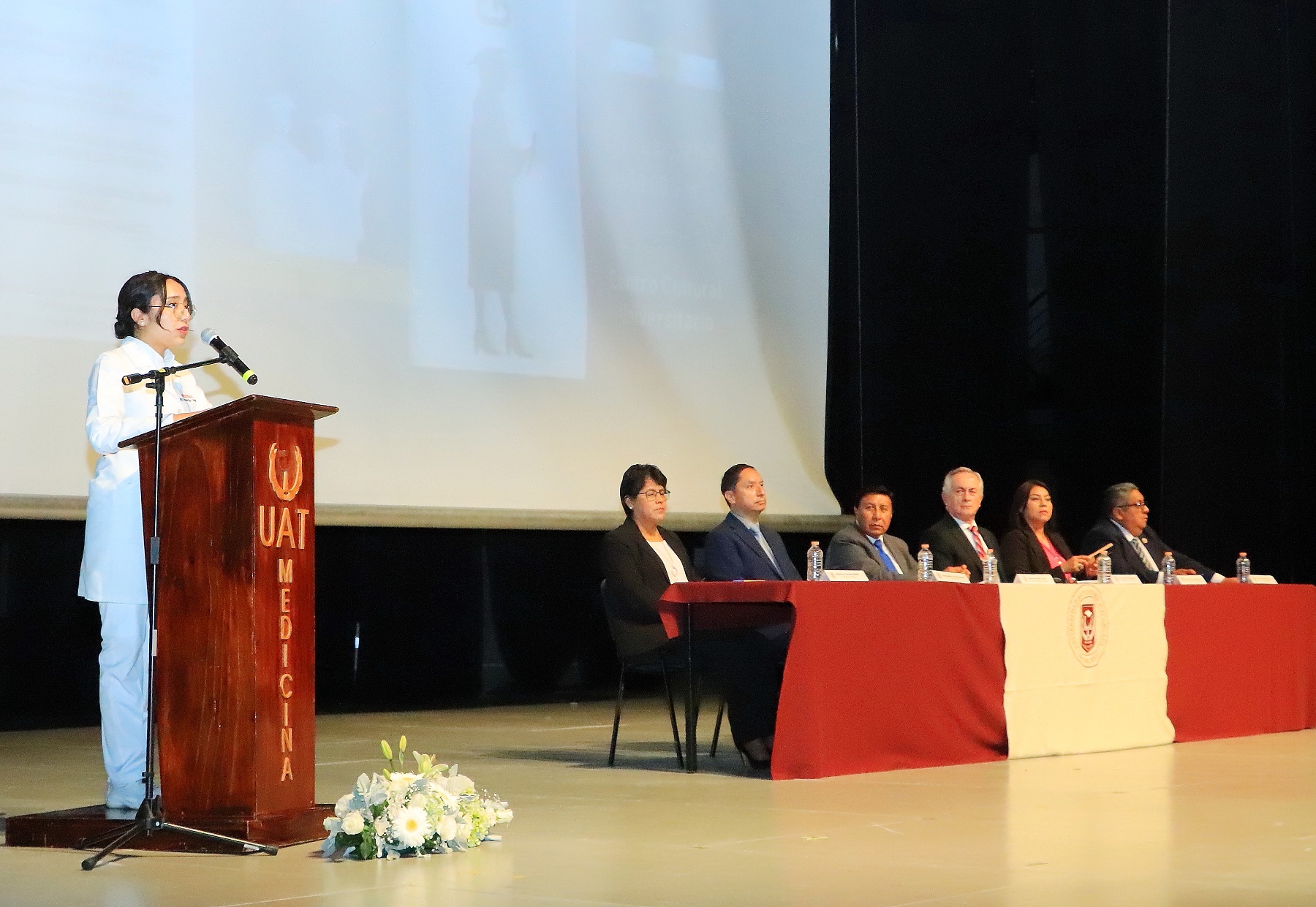 Realizan juramento ético estudiantes de la UATx Elipse Tlaxcala