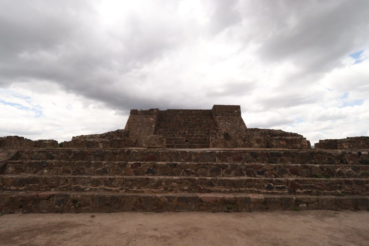 Tecoaque es un sitio arqueológico mesoamericano, ubicado en el municipio de Calpulalpan