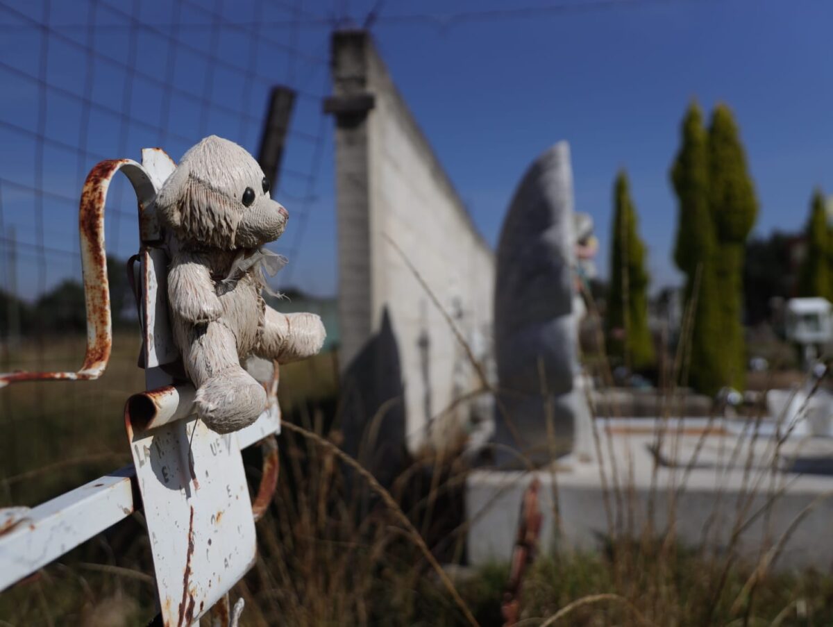 Comunidad de San Bartolo Cuahuixmatlac acuden al camposanto